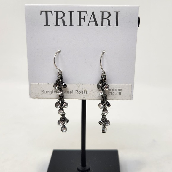 Trifari Gunmetal Gray Clear Dangle Rhinestone Necklace Earring Jewelry Set - Picture 3 of 5